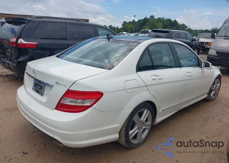 2011 Mercedes-Benz C 300 Sport 4Matic из США, поврежденный, VIN WDDGF8BB8BR157516